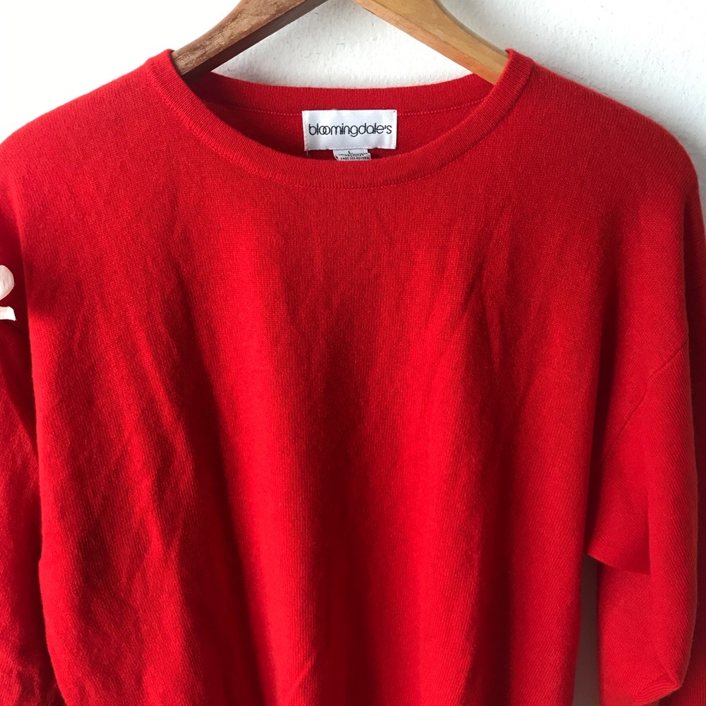 Bloomingdales Red Cashmere Sweater - Picture 4 of 8